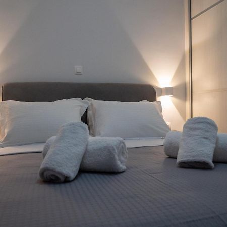 Central Apartment Near To Acropolis Area เอเธนส์ ภายนอก รูปภาพ