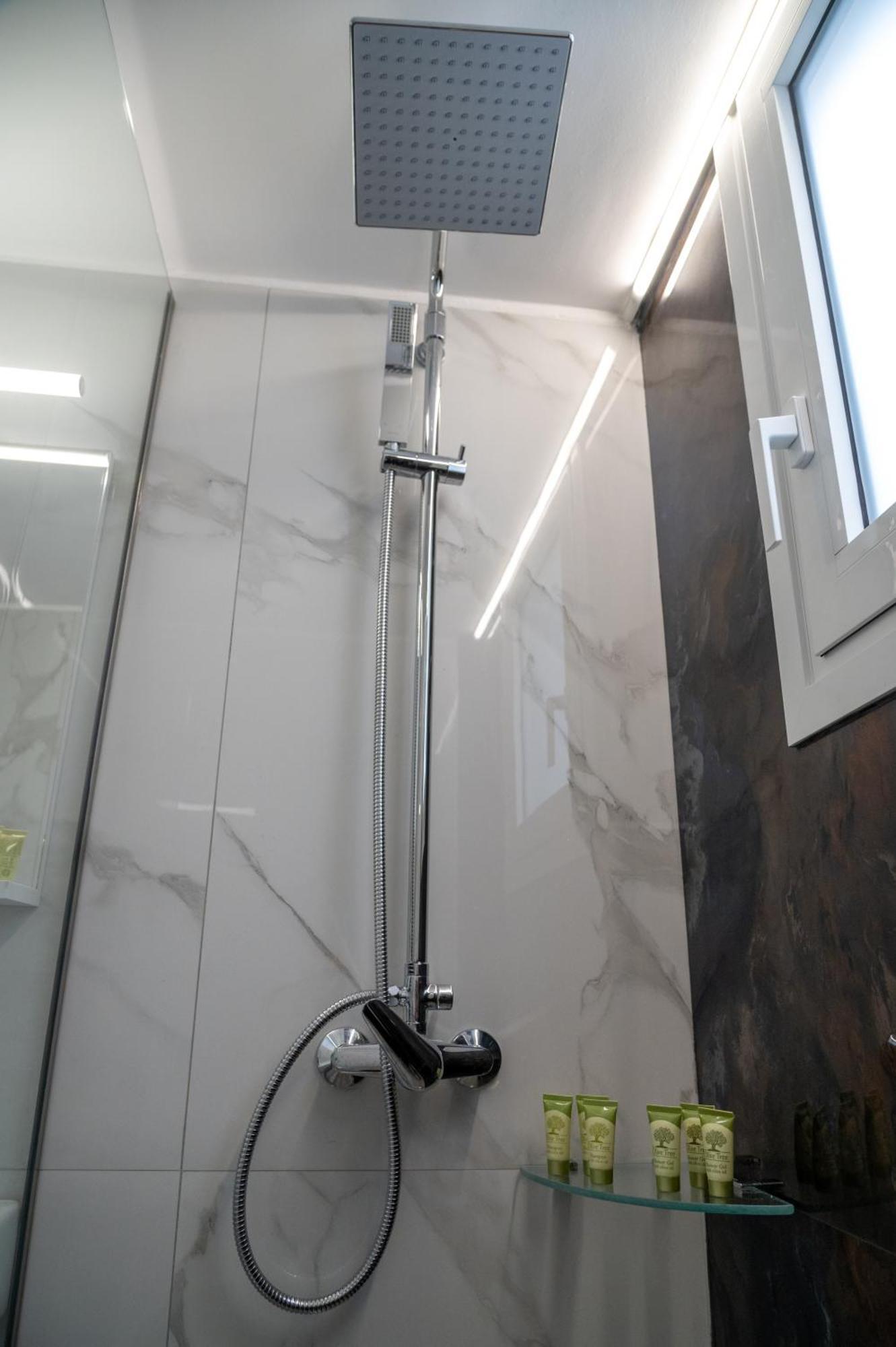 Central Apartment Near To Acropolis Area เอเธนส์ ภายนอก รูปภาพ