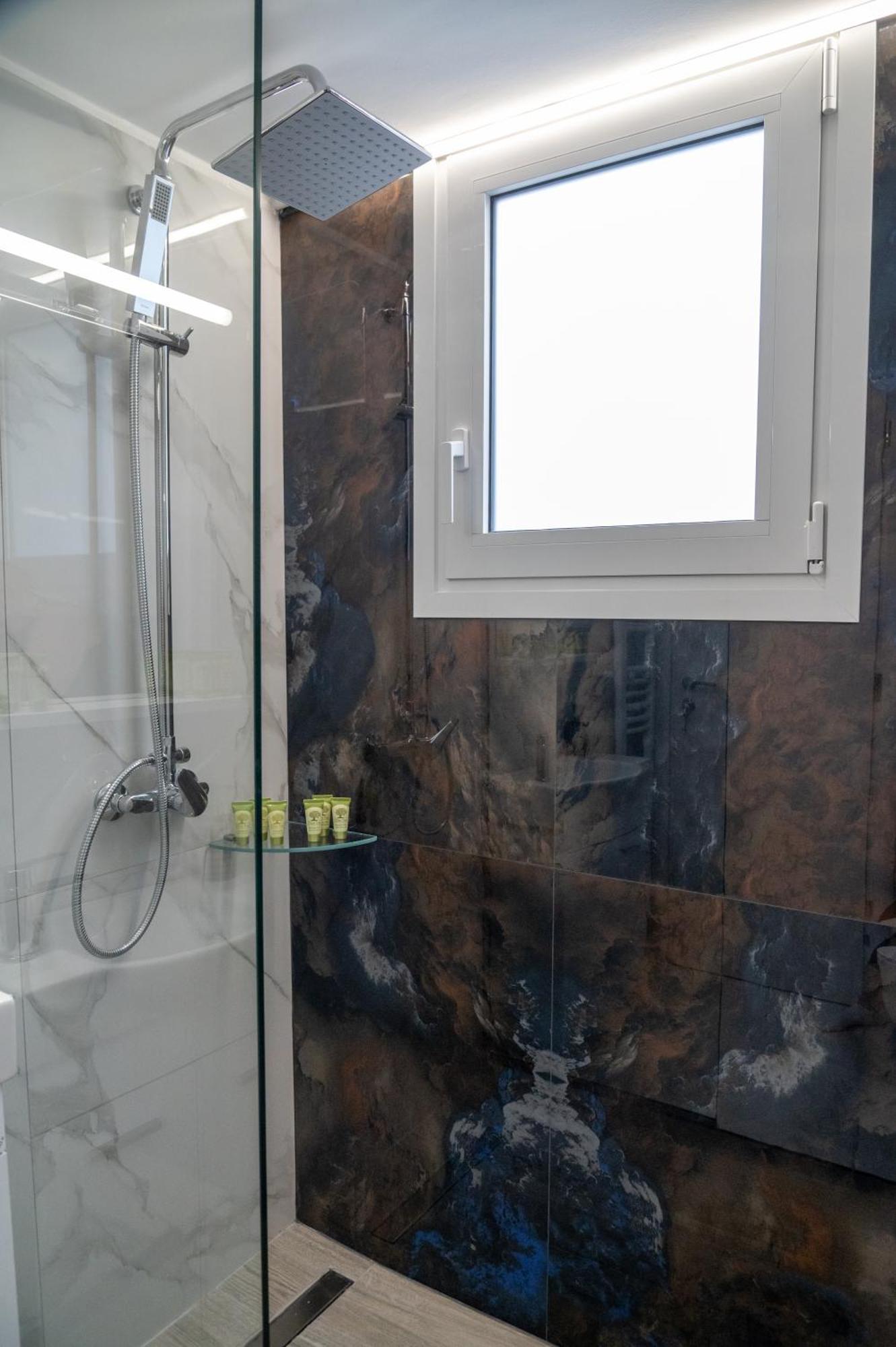 Central Apartment Near To Acropolis Area เอเธนส์ ภายนอก รูปภาพ