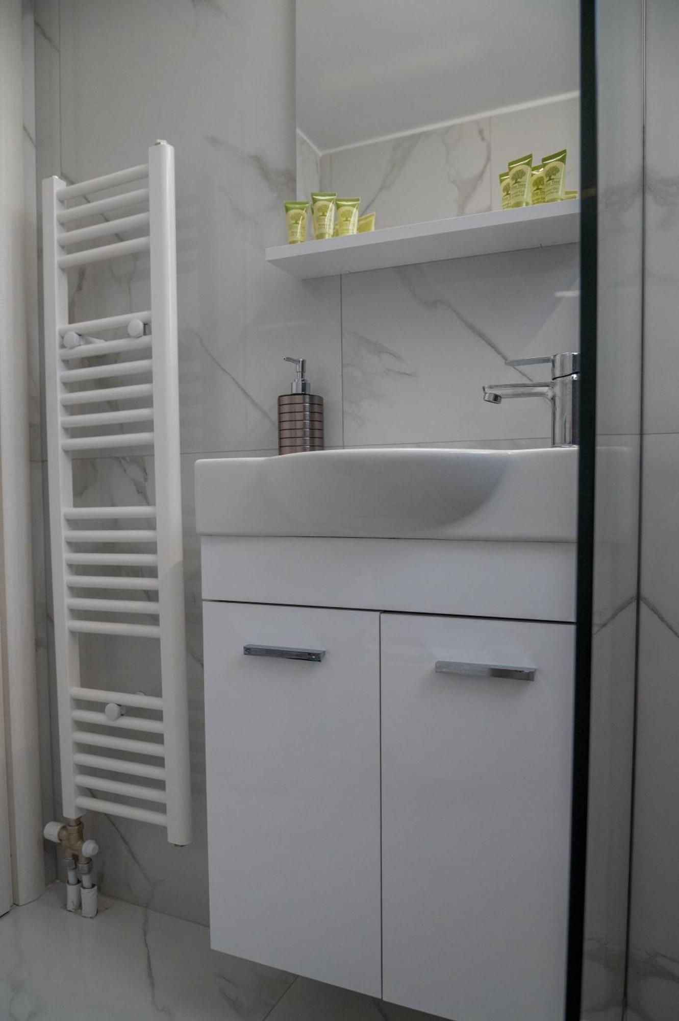 Central Apartment Near To Acropolis Area เอเธนส์ ภายนอก รูปภาพ