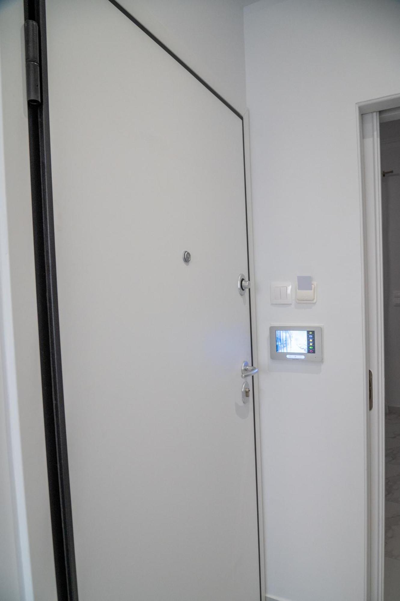 Central Apartment Near To Acropolis Area เอเธนส์ ภายนอก รูปภาพ