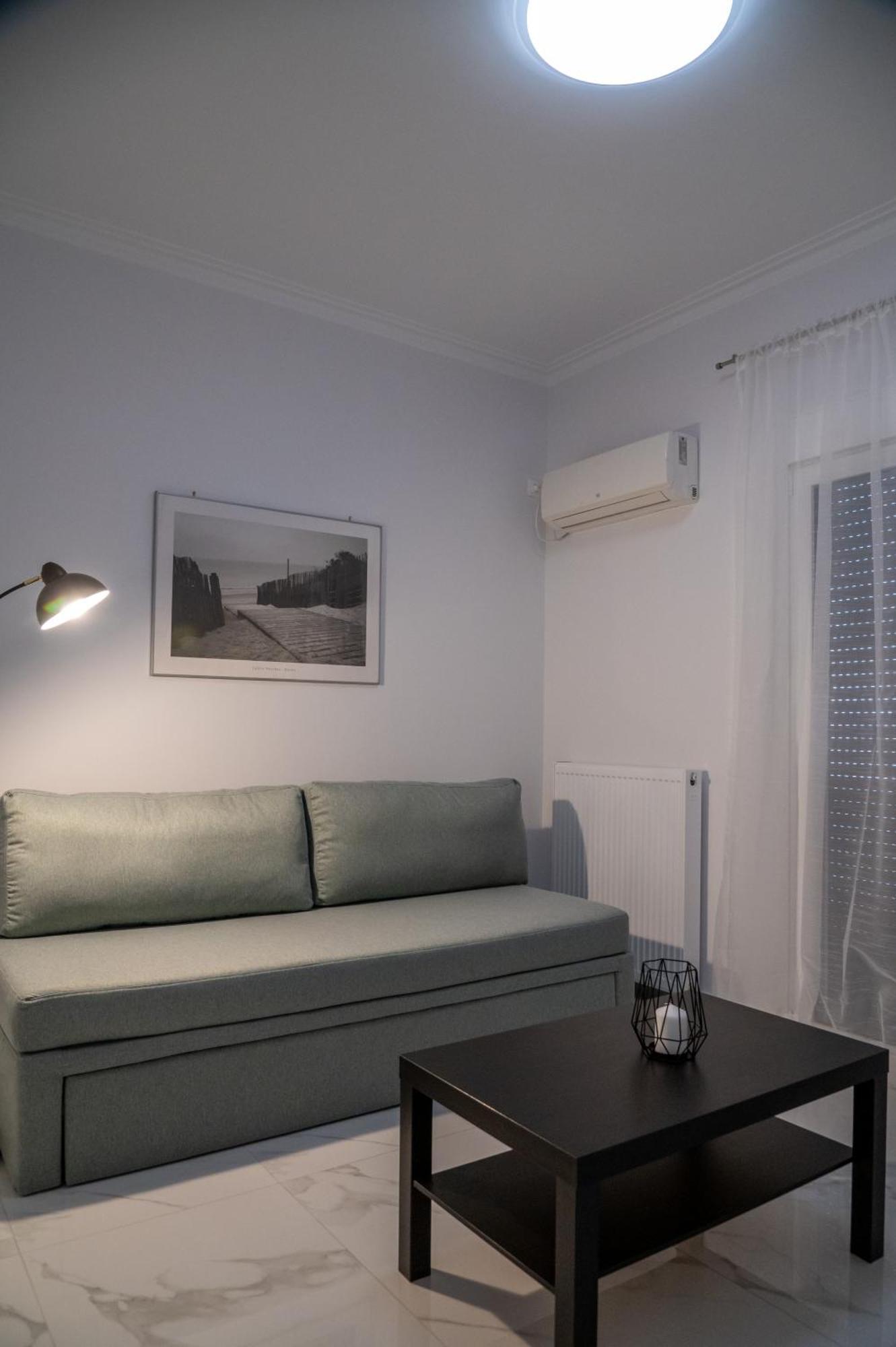Central Apartment Near To Acropolis Area เอเธนส์ ภายนอก รูปภาพ